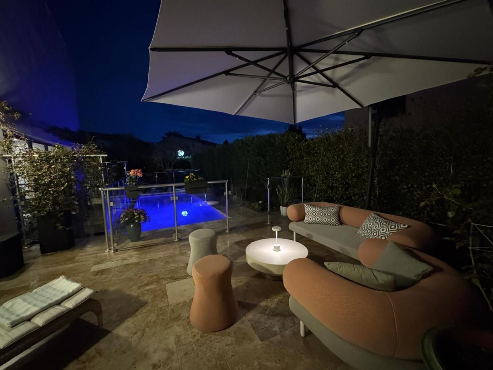Villa Elimia Piscine Privee & Chauffee Antibes Extérieur photo